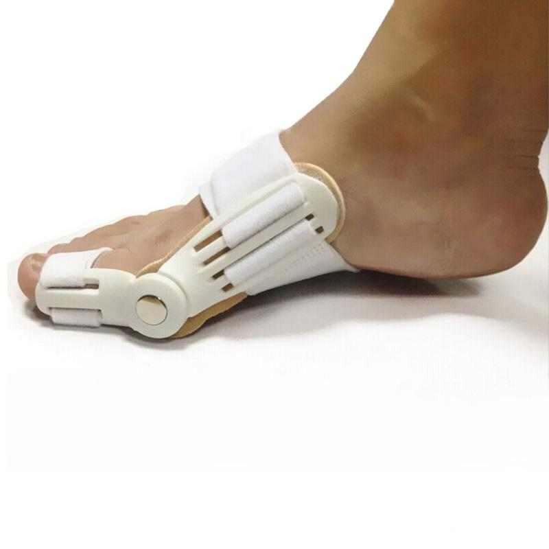Hallux Valgus Corrector with adjustable foot valgus separator for day and night bunion correction and postoperative recovery